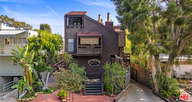 Photo - 906 Kings Rd