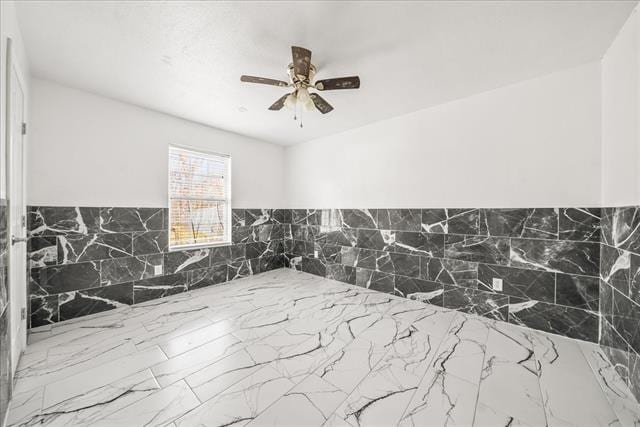 Photo - 5507 Alexander St