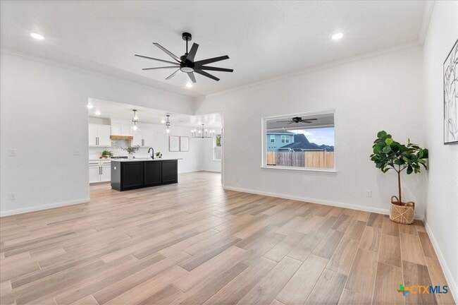 Photo - 6019 Catania Rd