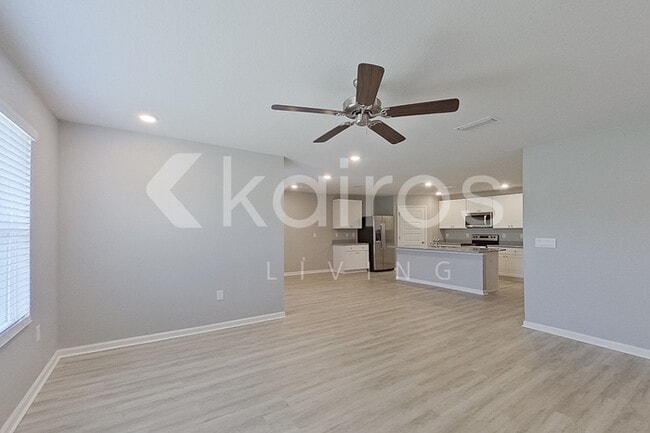 Photo - 4624 Malay Cir
