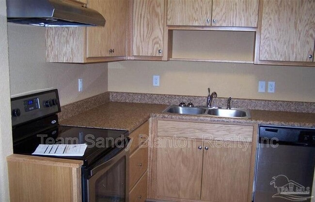 Photo - 7071 Lake Joanne Dr