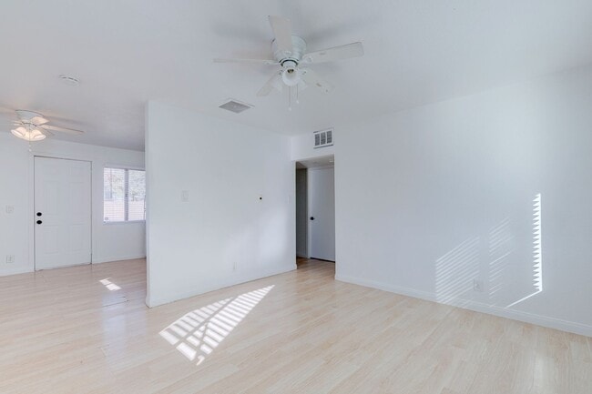 Photo - *** Private Home on Huge Lot - Modern and ...