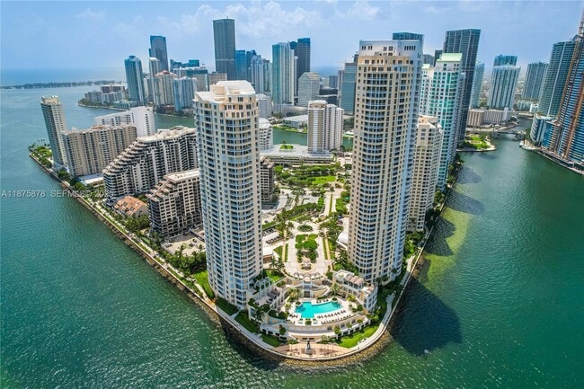 Photo - 848 Brickell Key Dr Unidad 3803