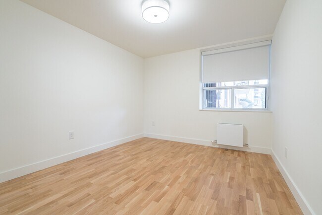 Photo - 56 Eccleston Drive Unit 201