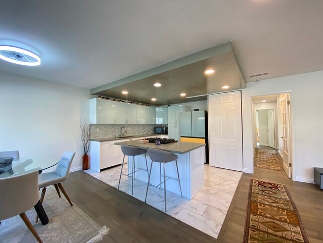 Photo - Stunning 3-bedroom, 2-bathroom coastal condo with Modern Custom Upgrades!