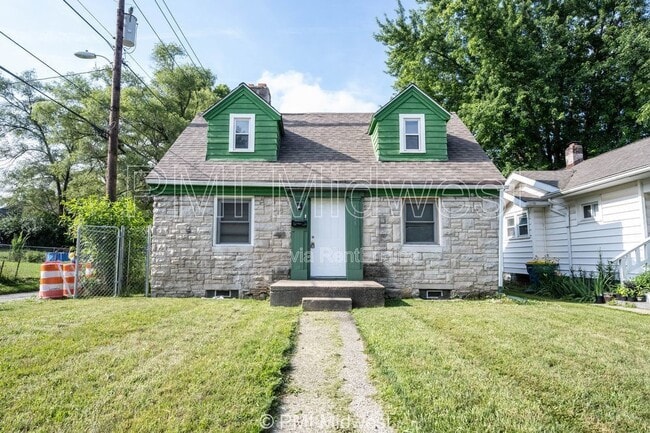 Building Photo - 1415 W Pruitt St