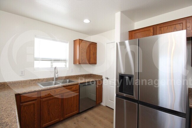 Photo - 37852 N Sandy Dr