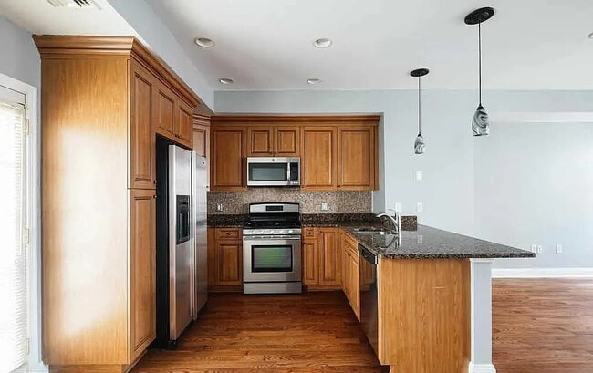 Photo - 1908 Webster St House