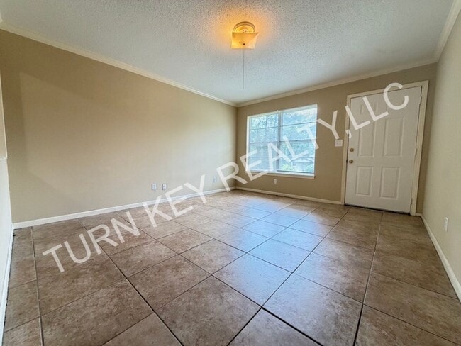 Photo - 127 Avalon Ave