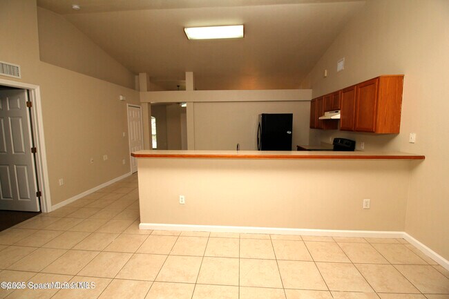 Photo - 1911 Garbett Ave