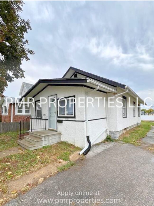 Photo - 2 Bedrooms / 1 Bathroom House