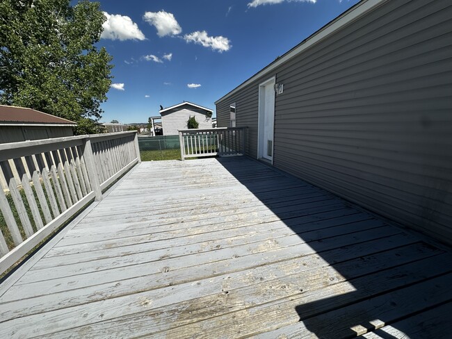 21 Lapin St
