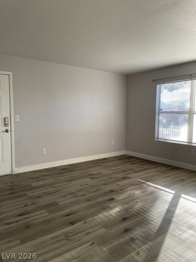 Photo - 5055 W Hacienda Ave Unit 1033