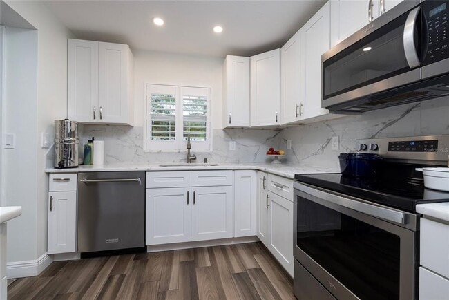 Photo - 1753 Belleair Forest Dr Unidad D3