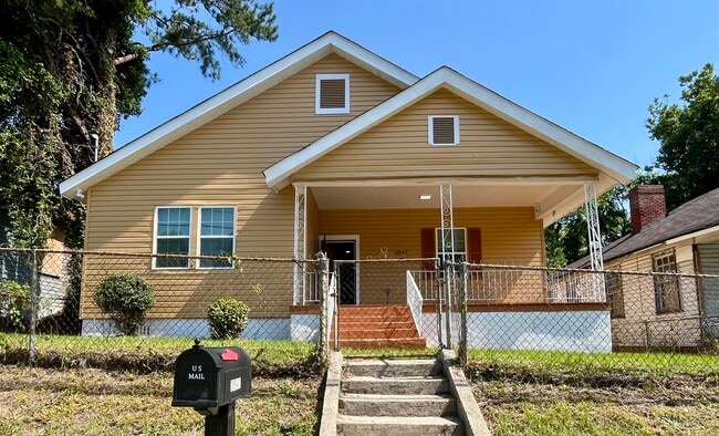 Photo - 3547 Brookdale Ave House