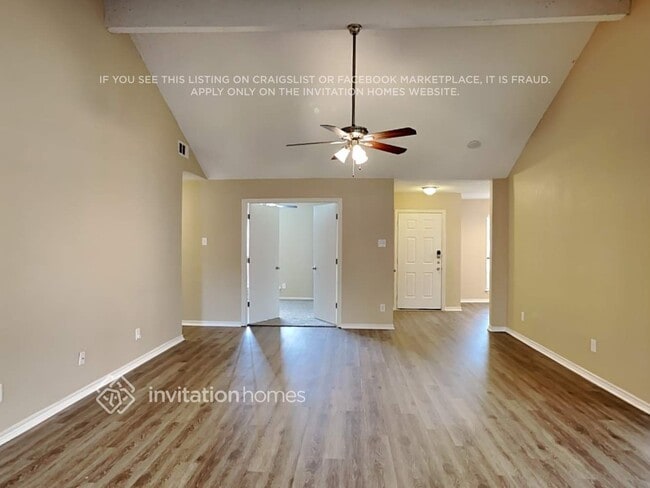 Photo - 2306 Lakeshore Ln