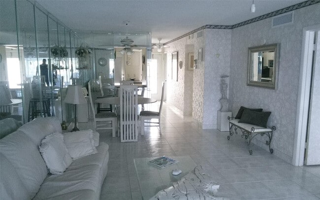 Photo - 460 Paradise Isle Blvd Unit 301