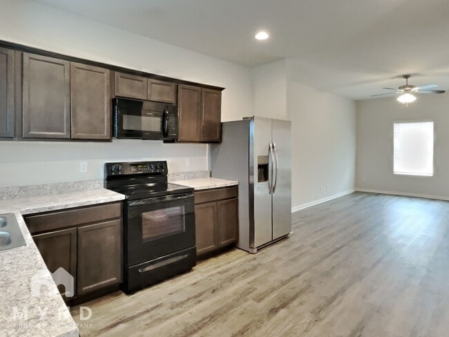 Photo - 12668 Waterbury Way