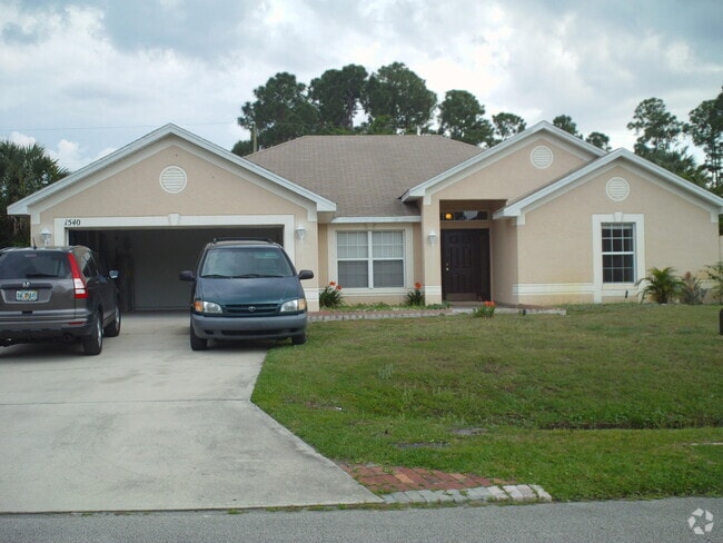 Building Photo - 1540 SW Birkey Ave Rental