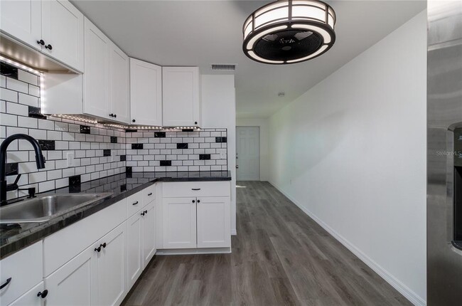 Photo - 12254 Maltz Ave