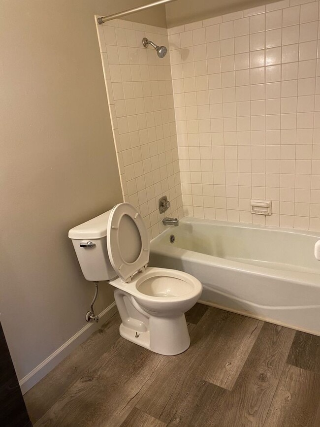 Photo - 2 Bedroom Ground Level Apartment in Columbia Unit 2915 Leeway Dr Apt D