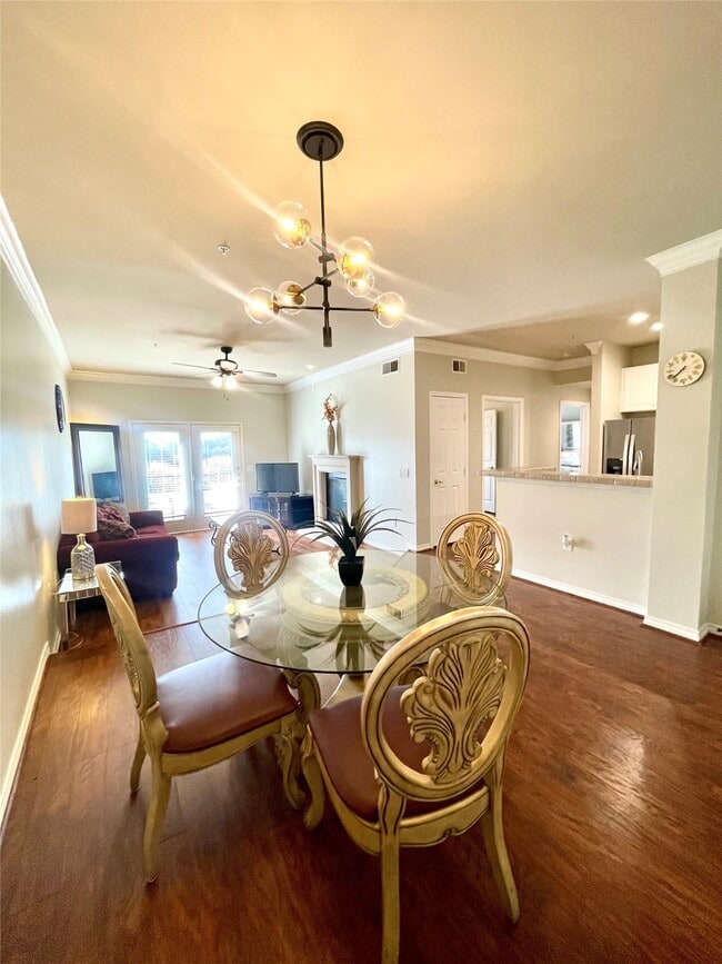 Building Photo - 2400 McCue Rd Unit 326