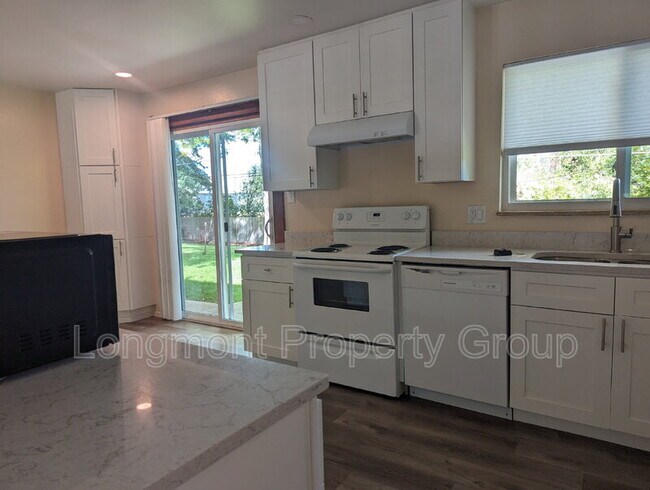 Photo - 3205 Moorhead Ave