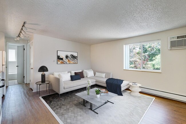 Photo - 1280 Clayton St. Apartments