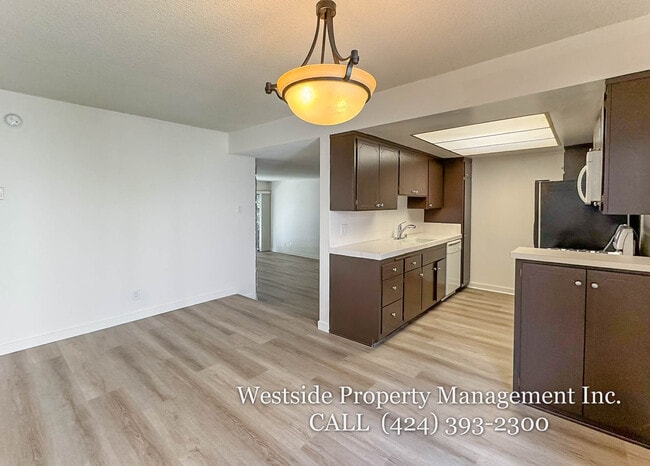 Photo - 3336 Tilden Ave