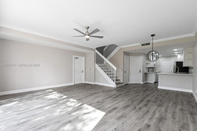 Photo - 152 Santa Barbara Way