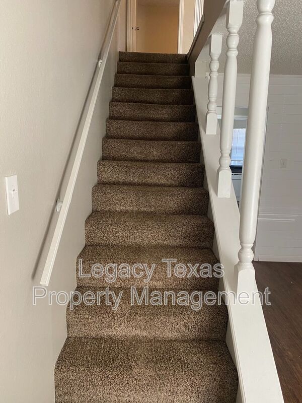 Photo - 1608 Sun Valley Dr