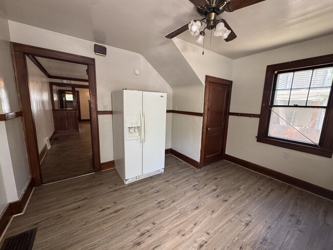 Photo - 463-465-465 Glenwood Ave