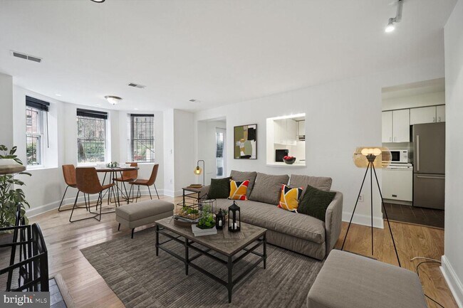 Photo - 1302 Rhode Island Ave NW Unidad B