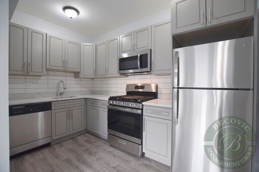 Photo - 1608 W Sherwin Ave Unit 405