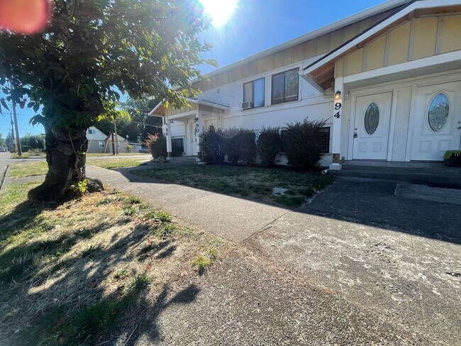 Photo - Newly Updated 2 Bedroom!