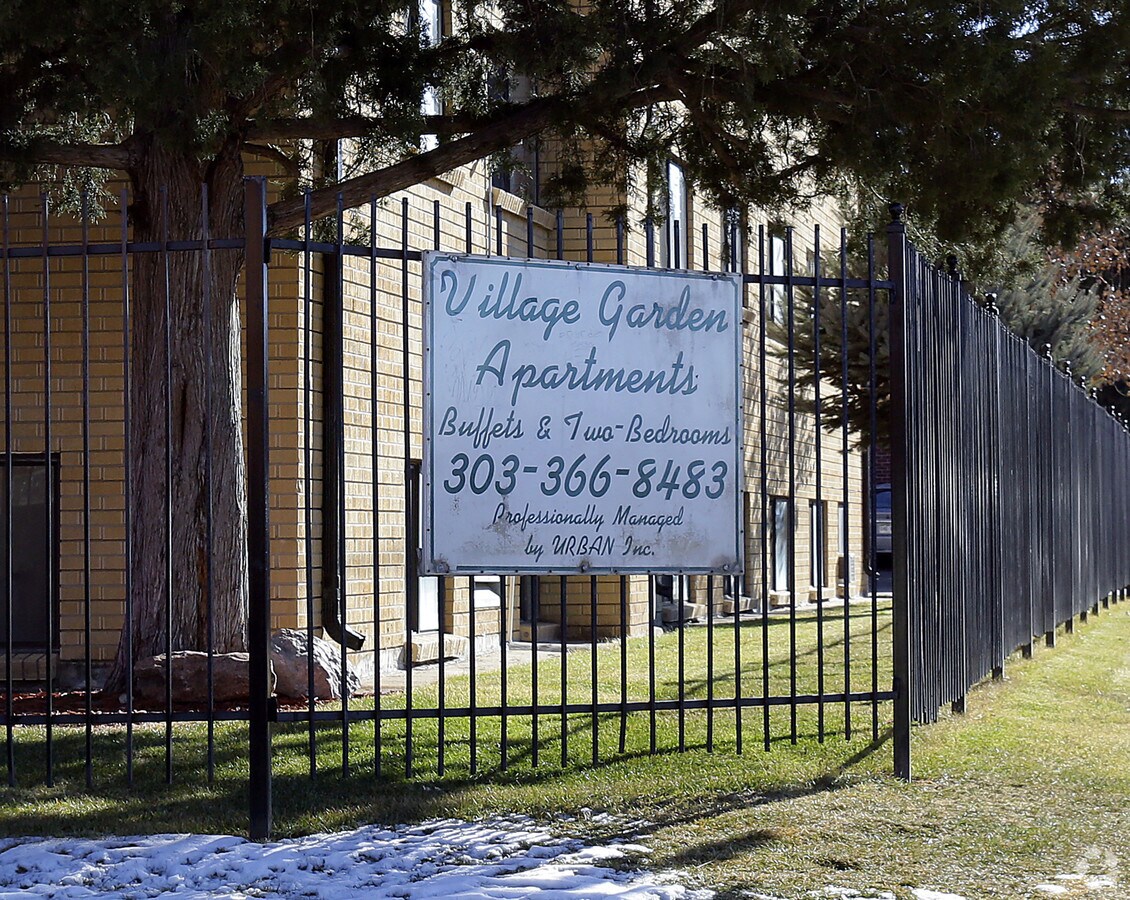 Photo - Village Gardens