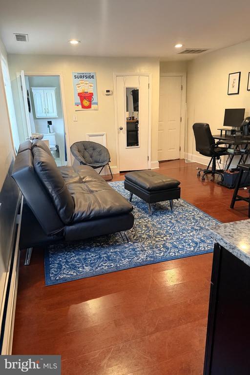 Photo - 2034 Chestnut St Unit 3R