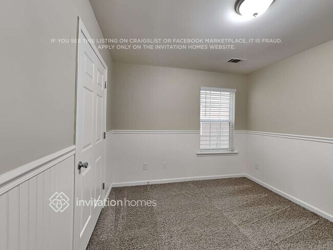 Photo - 17 Howard Ave