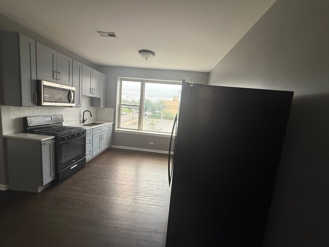 Photo - 1856 W 18th St Unit 1856-2F
