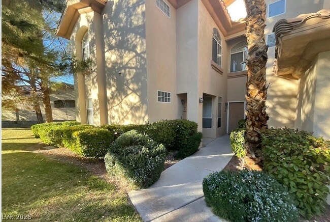 Photo - 2050 W Warm Springs Rd Unidad 1912