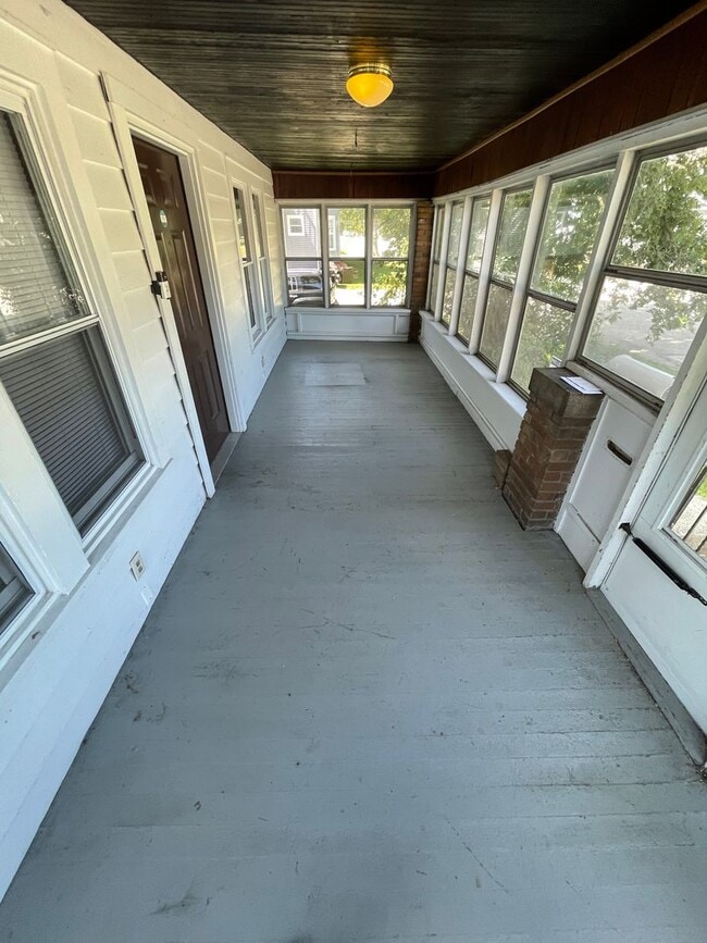 Photo - 412 Taylor Ave