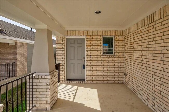 Photo - 116 Riverhill Dr