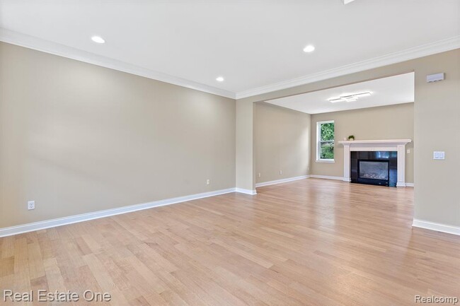 Photo - 68 Biltmore Blvd