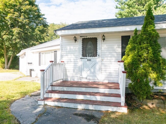 Photo - 843 Highland Ave