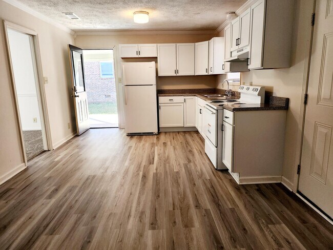 Photo - 2436 River Ridge Rd NE