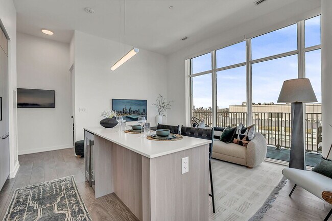 Photo - 88 Bathurst St