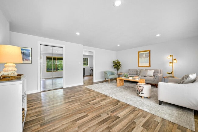 1200 Old Marine Dr