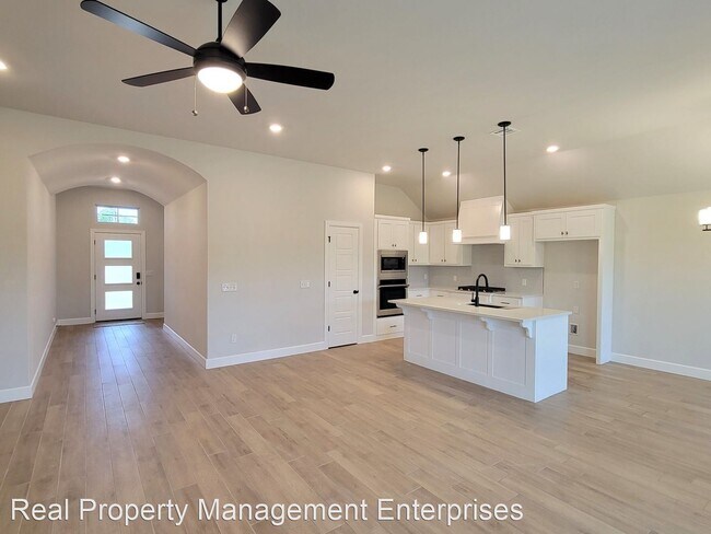 Photo - 3 br, 2 bath House - 19804 Canning Court