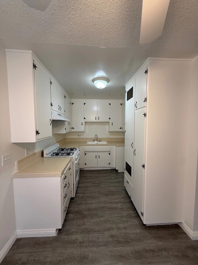 Photo - 4462 W. 132nd Street,