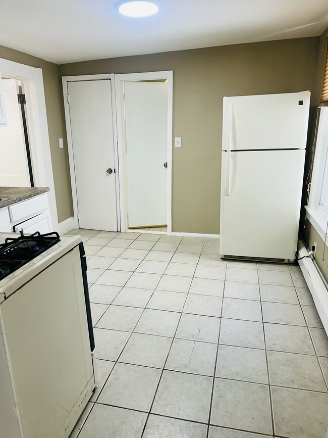 Photo - 194 Mill St Unit 1